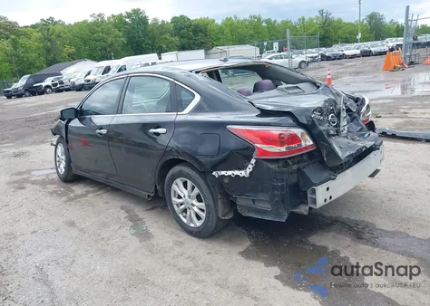 2014 Nissan Altima 2.5 S из США, поврежденный, VIN 1N4AL3AP0EN243140